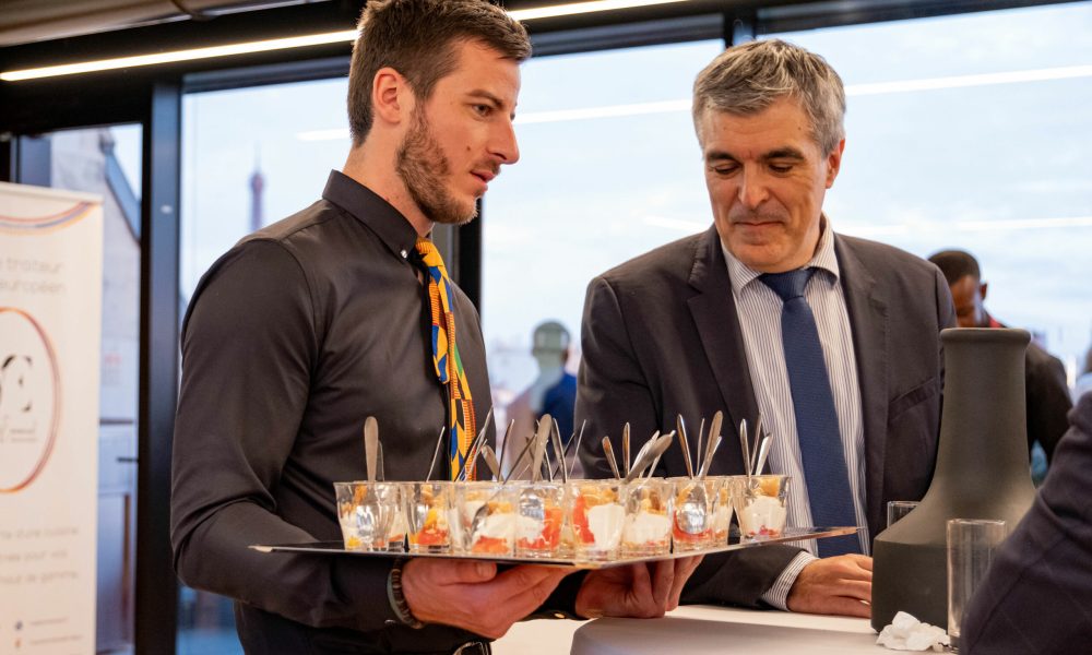 186374AF-73DB-4A39-A4B1-9F153D428C04